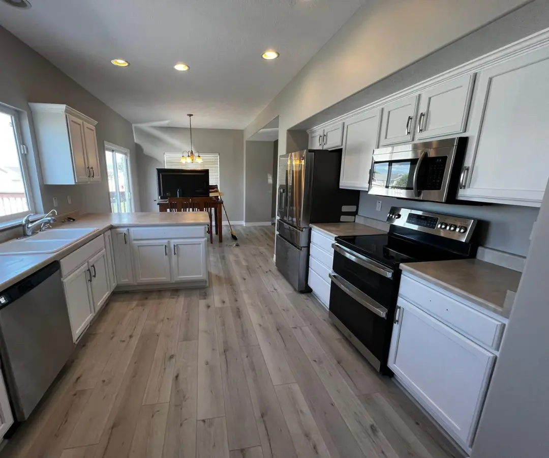 Kitchen Cabinet